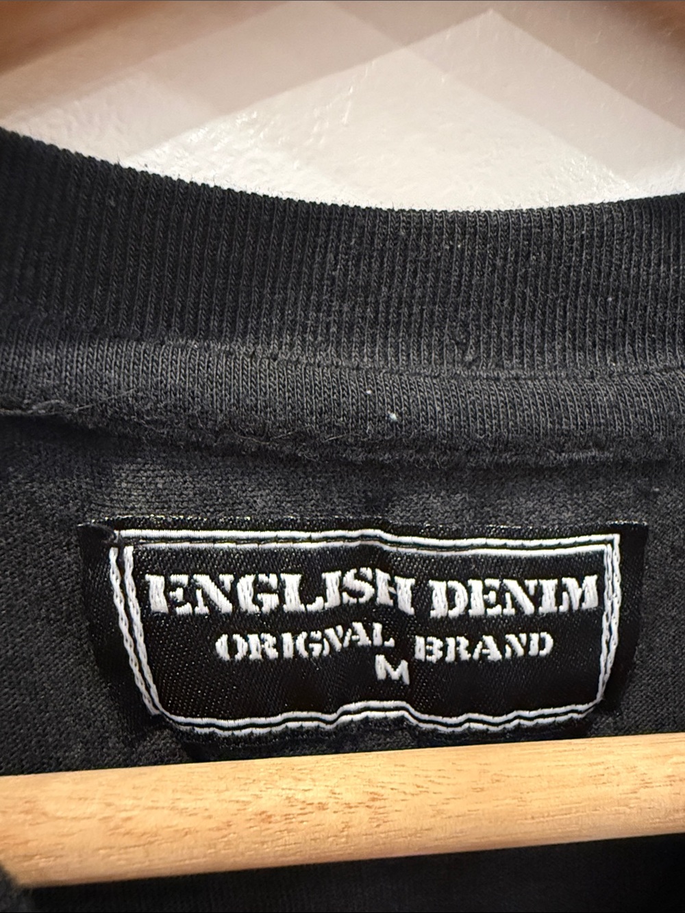 Y2K Silver Wing Graphic tshirt - Picture 2 of 3